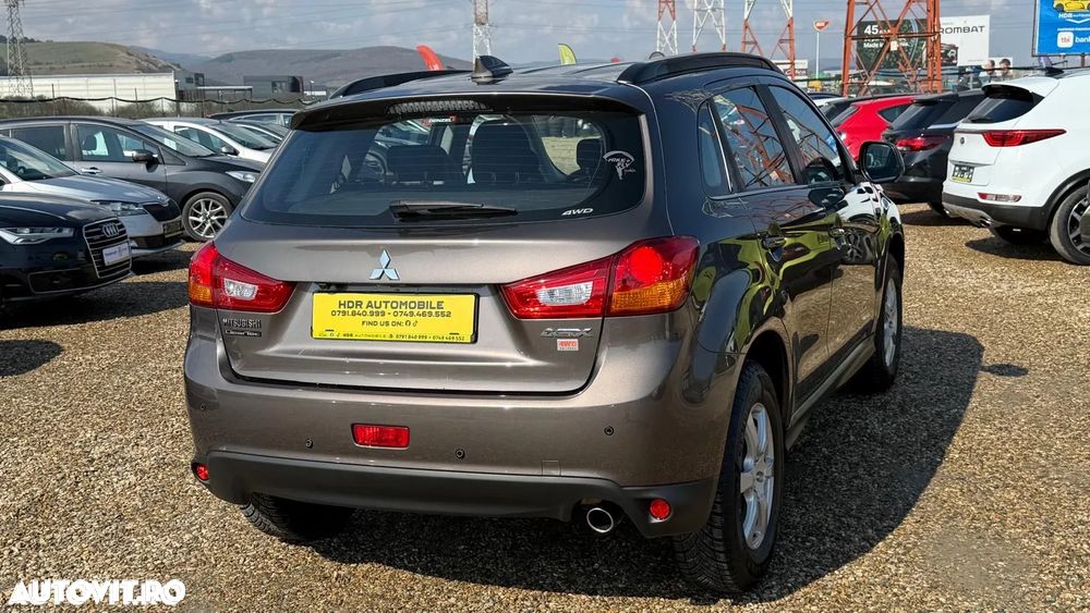 Mitsubishi ASX - 4