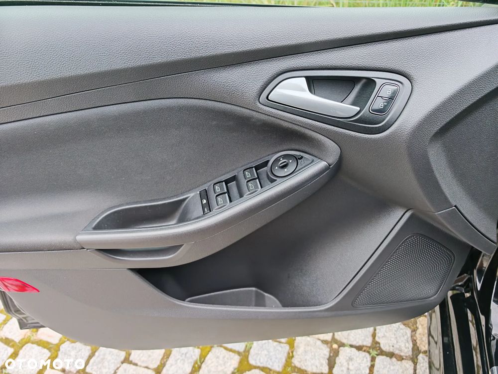 Ford Focus 1.5 EcoBoost ST-Line Black ASS - 34
