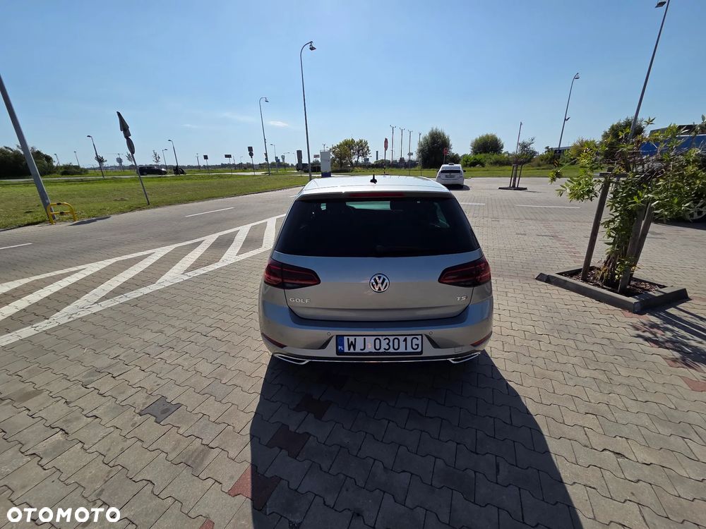 Volkswagen Golf - 9
