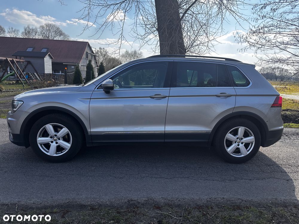 Volkswagen Tiguan - 4