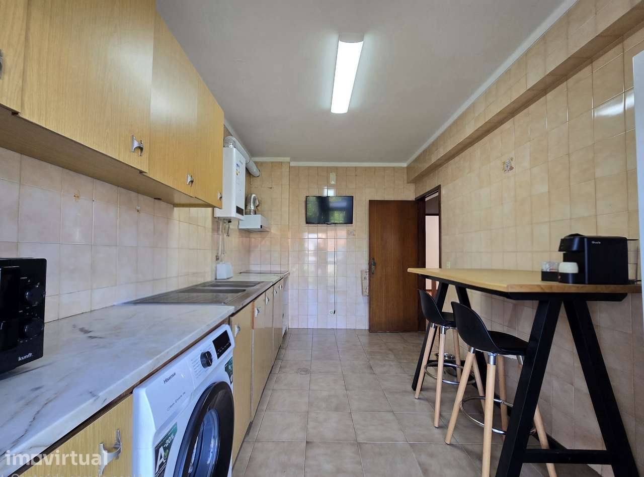 T2 com Terraço e Garagem Fechada no Centro de Vila Verde - Grande imagem: 5/18