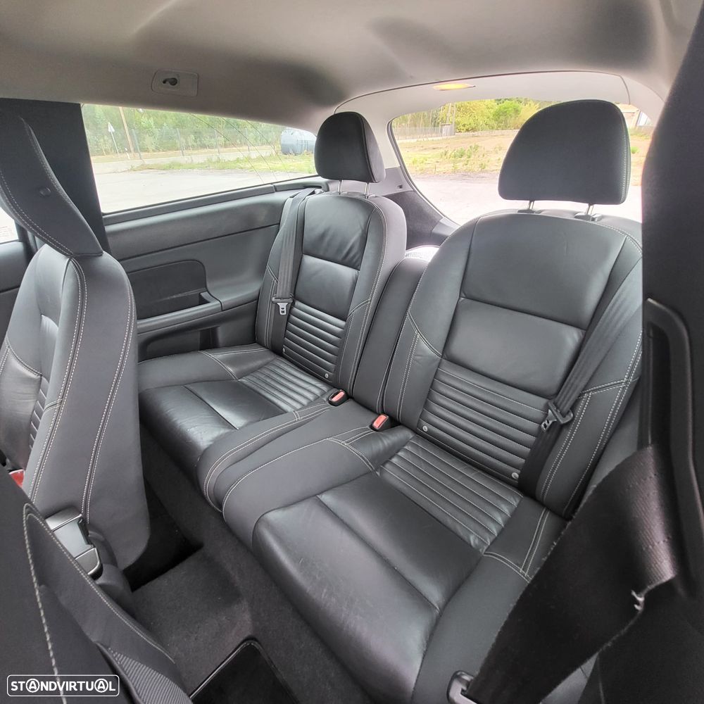Volvo C30 D2 RDesign Edition - 25