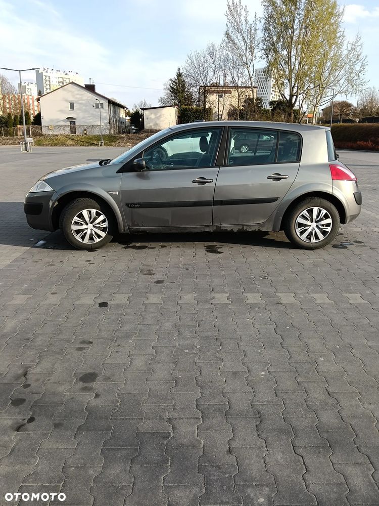 Renault Megane 1.6 Confort Expression - 10