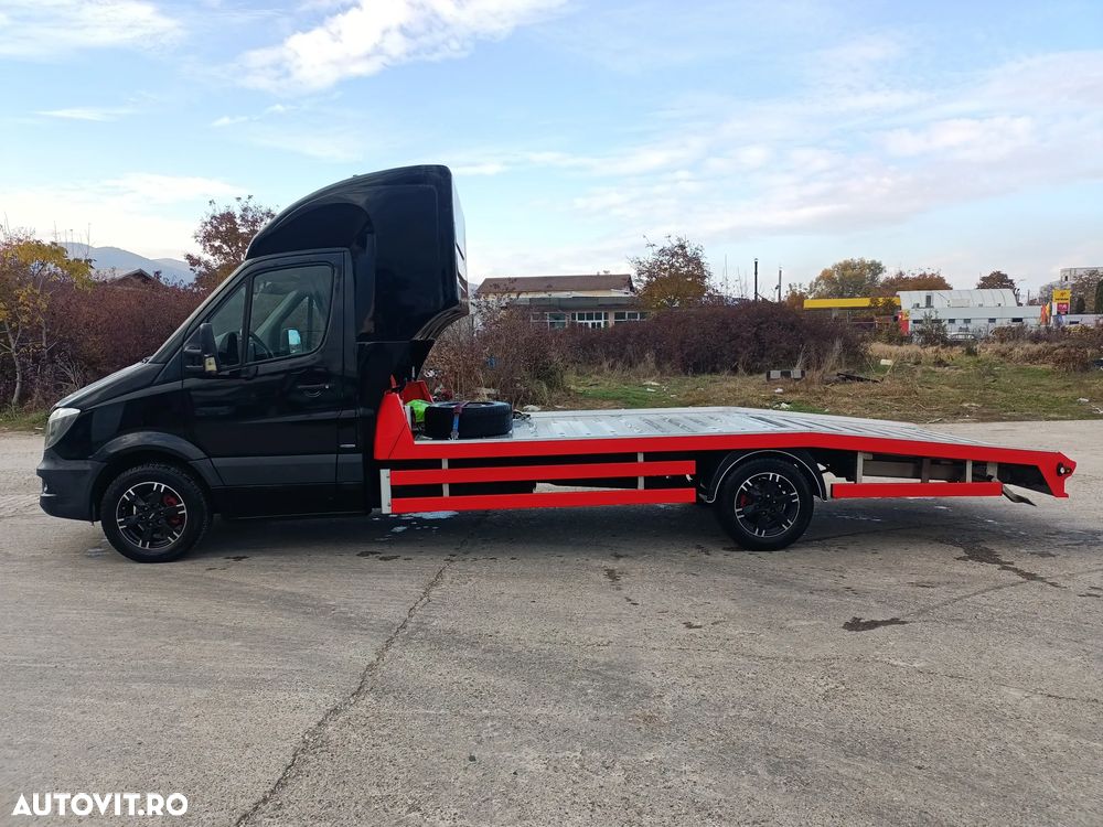 Mercedes-Benz Sprinter - 4