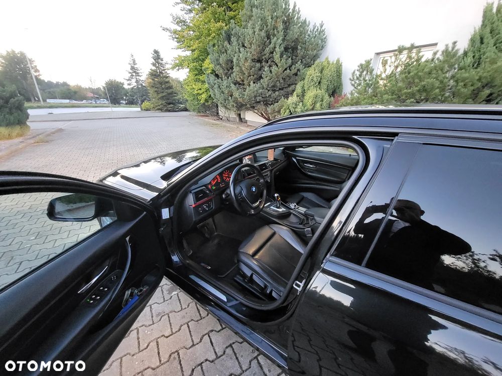 BMW Seria 3 318d - 12