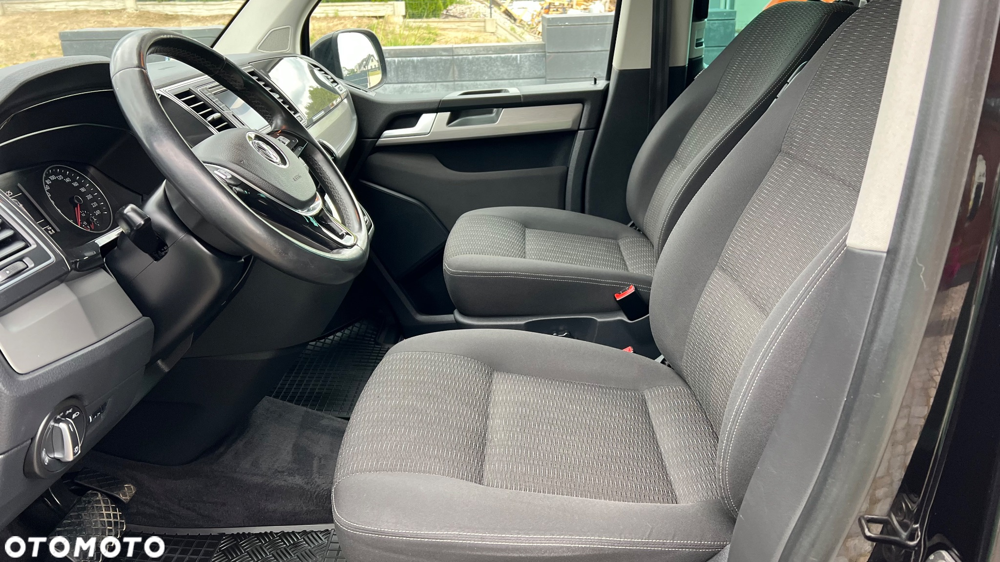 Volkswagen Multivan 2.0 BiTDI L1 Comfortline 4Motion DSG - 10