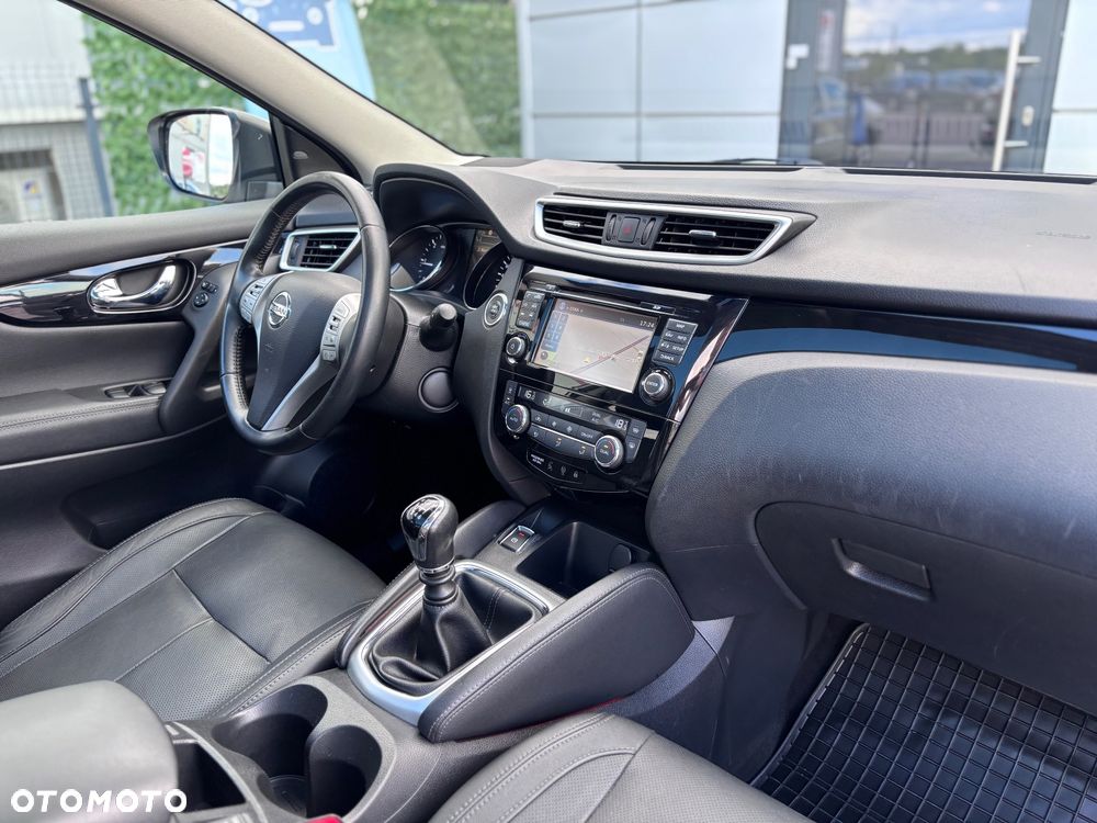 Nissan Qashqai 1.6 DCi TEKNA - 26