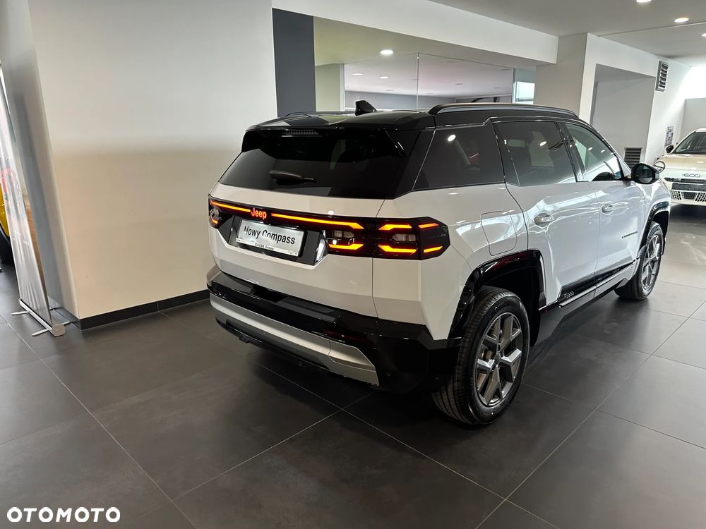 Jeep Compass 1.2 T3 mHEV First Edition FWD DCT - 6