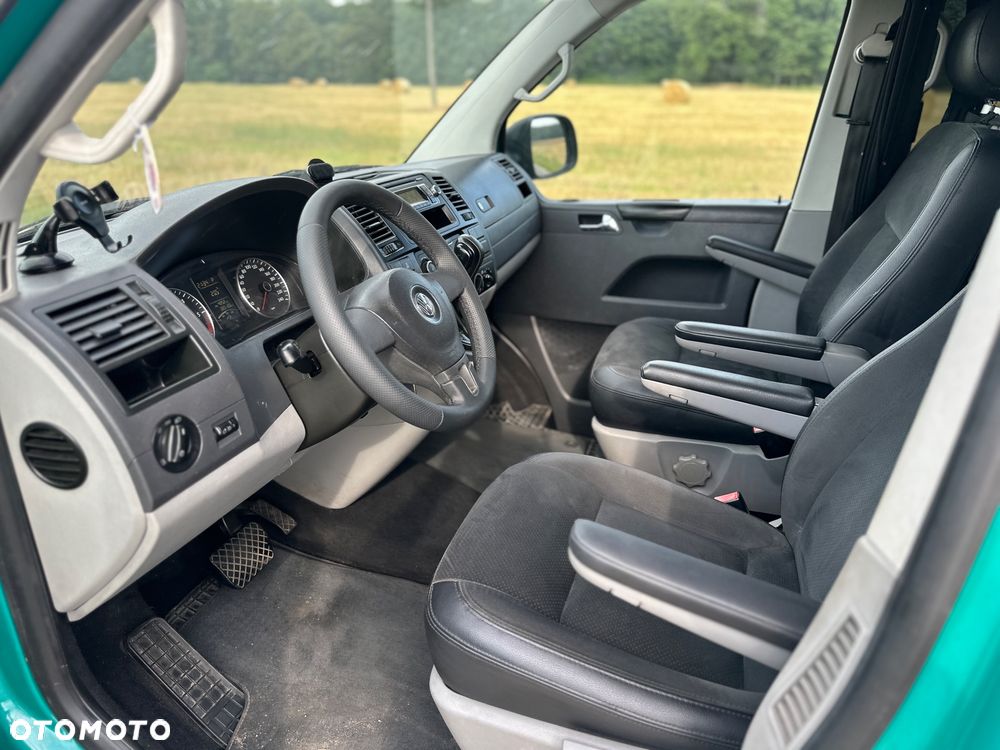 Volkswagen Transporter - 9
