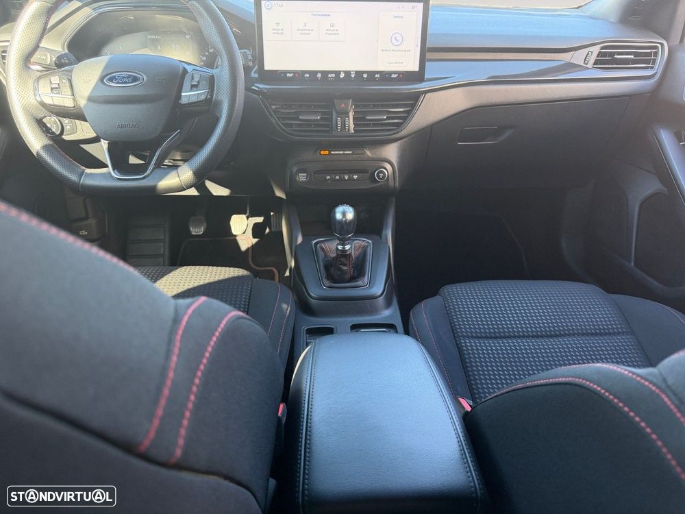 Ford Focus SW 1.5 TDCi EcoBlue ST-Line X - 11