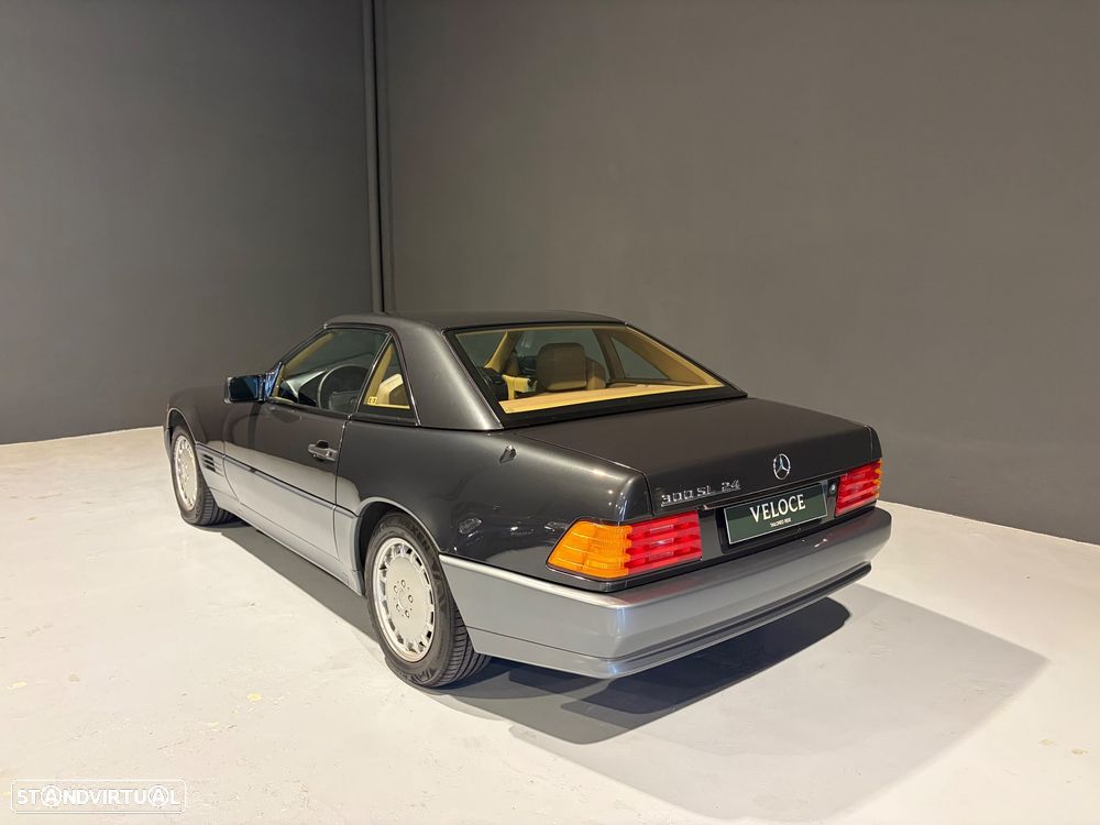 Mercedes-Benz SL 300 - 8