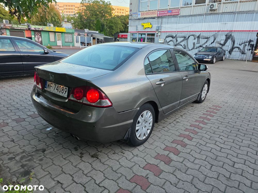Honda Civic 1.8 Comfort - 4