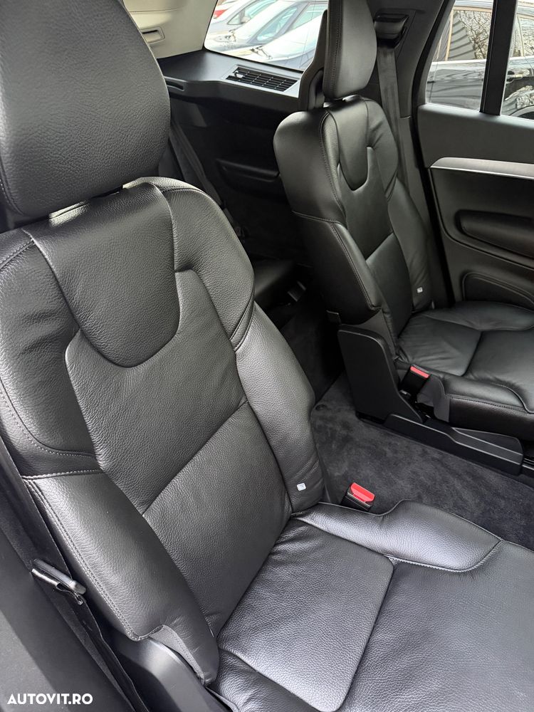 Volvo XC 90 B5 D AWD Geartronic Momentum Pro - 16