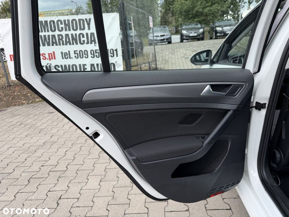 Volkswagen Golf Variant 1.6 TDI BMT Comfortline - 23