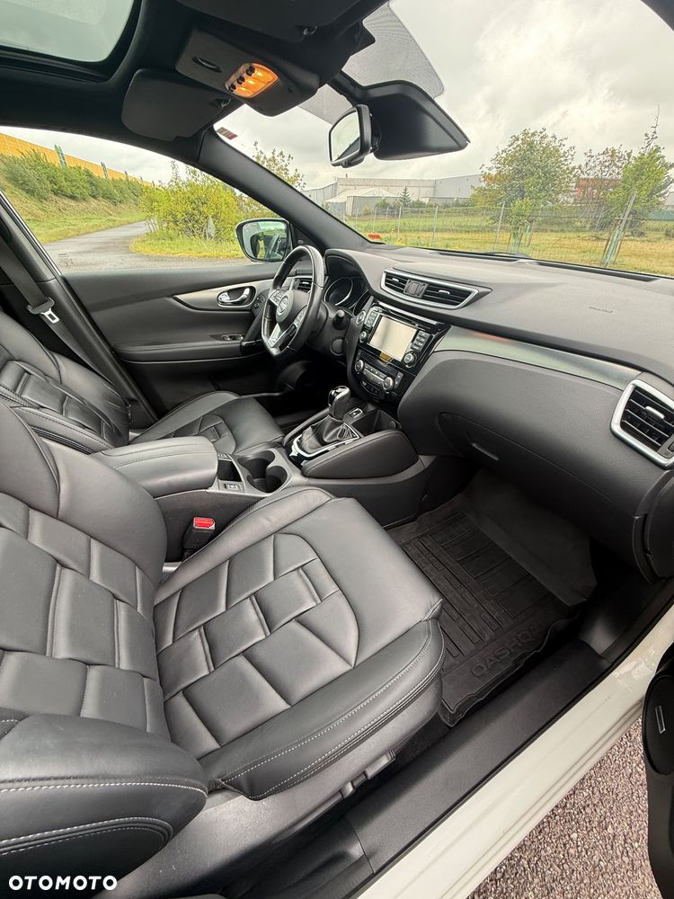Nissan Qashqai 1.2 DIG-T Tekna Xtronic EU6 - 16