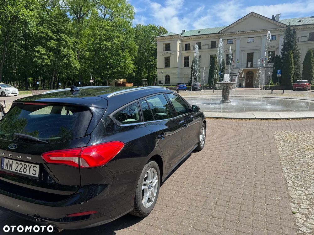 Ford Focus 1.0 EcoBoost Trend - 6