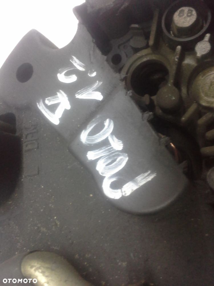 Volkswagen Polo V 1.2 alternator Valeo 90A 03D903025 - 9