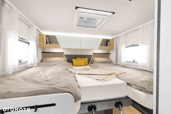 Renault Ahorn Camp TE740 - 3