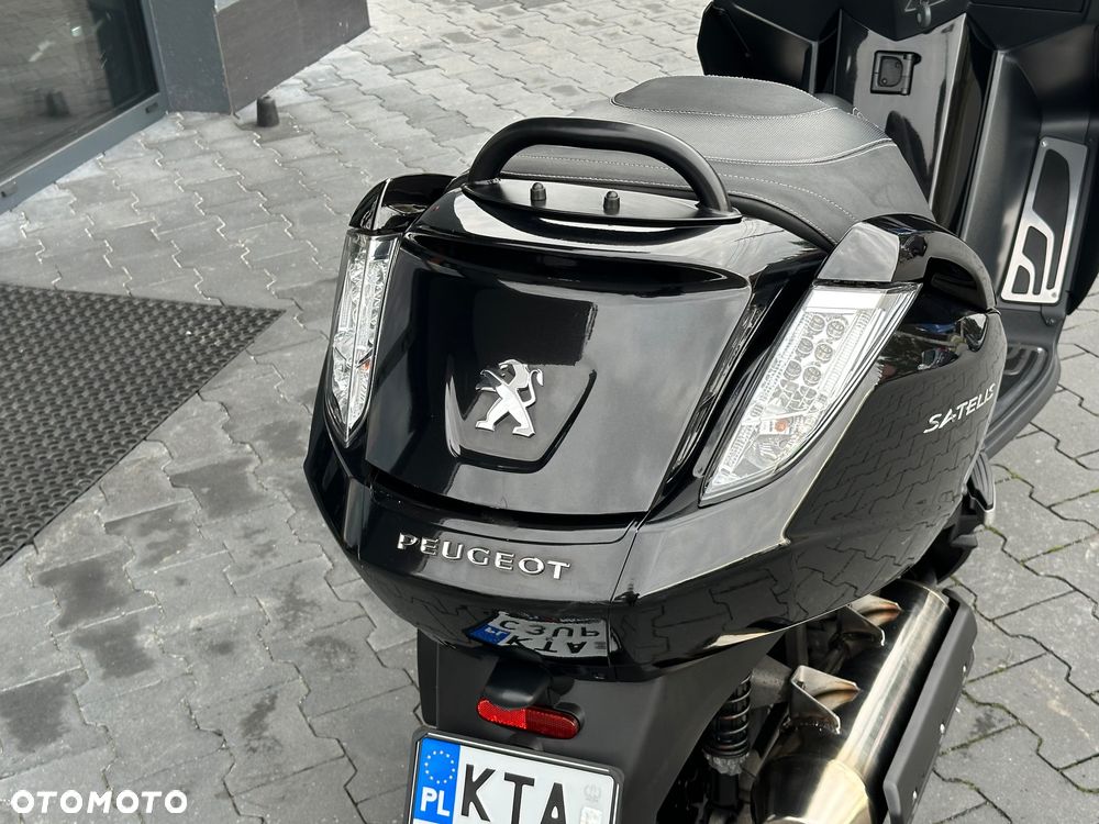 Peugeot Satelis - 10