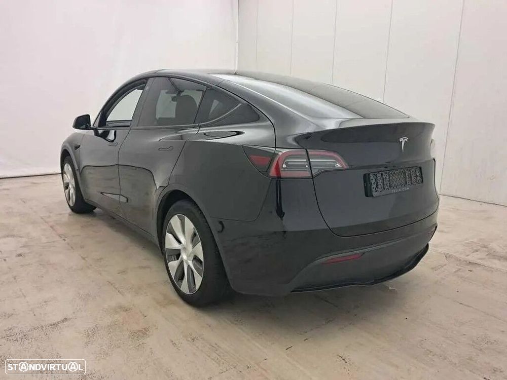 Tesla Model Y Standard - 5