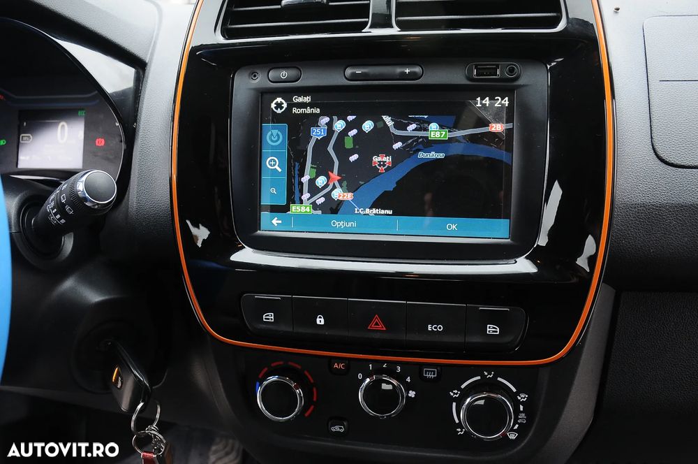 Dacia Spring Electric 45 Expression - 11