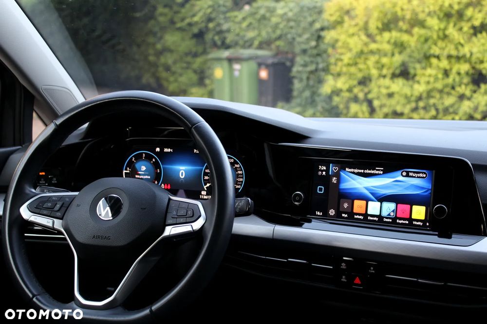 Volkswagen Golf VIII 1.5 TSI EVO Life - 10