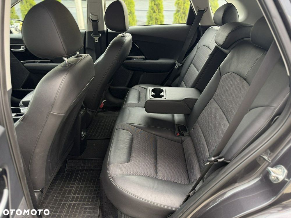 Kia Niro 1.6 GDI Hybrid L - 15