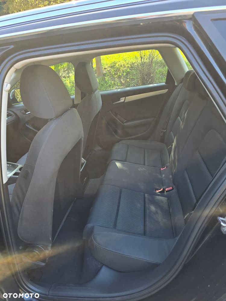 Audi A4 Avant 2.0 TDI DPF Ambiente - 11