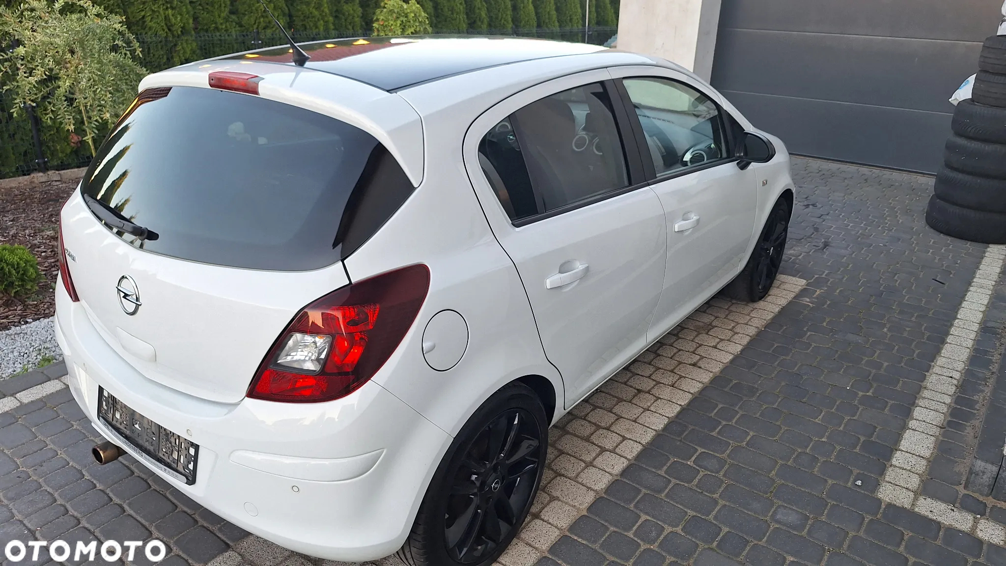 Opel Corsa 1.4 16V Sport - 14