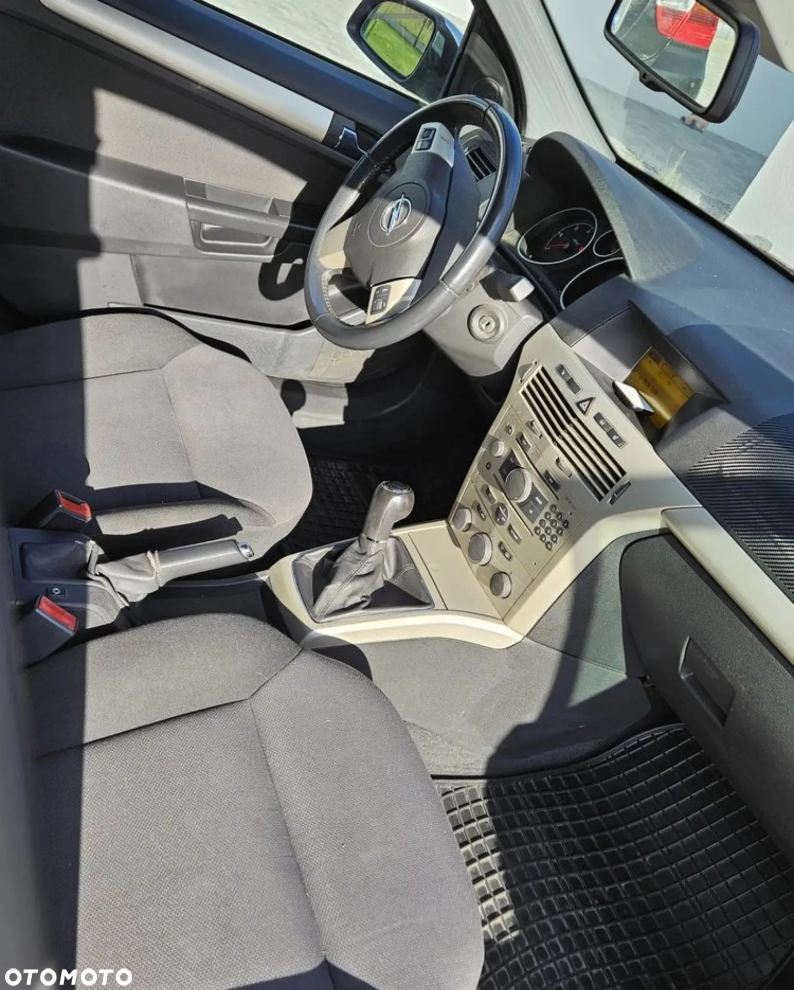 Opel Astra 1.7 CDTI DPF - 5