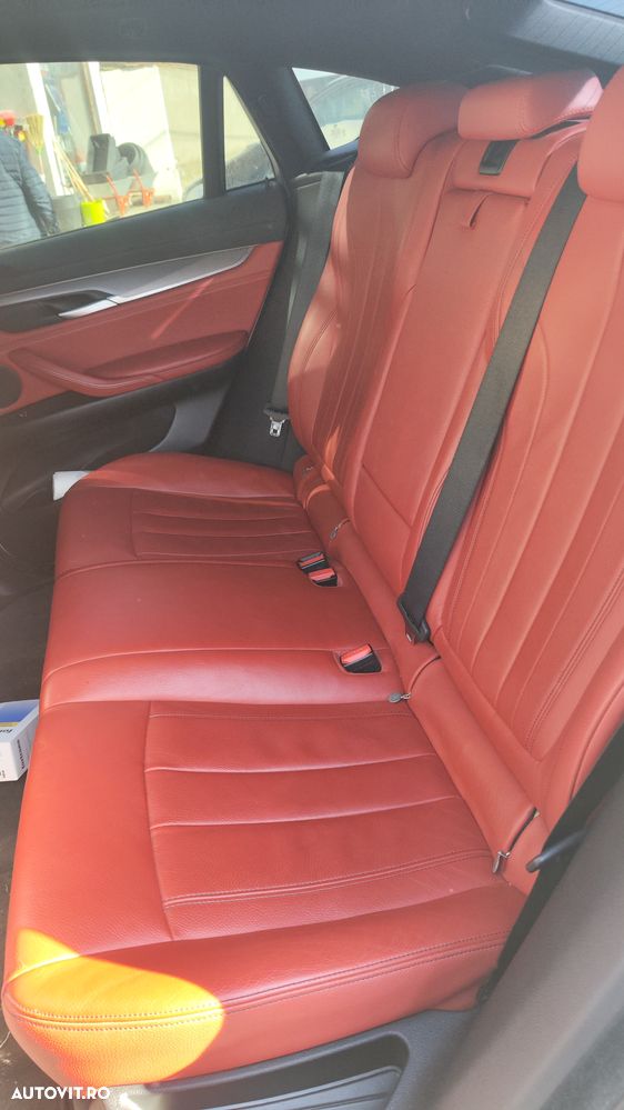 BMW X6 xDrive35i - 13