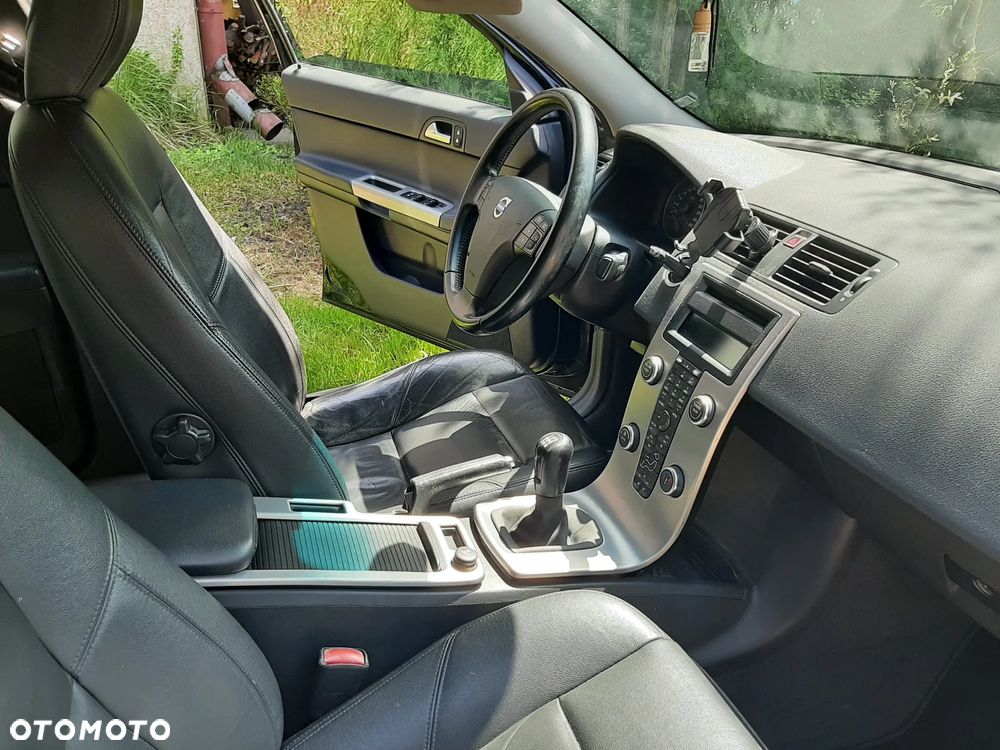 Volvo S40 1.8 - 10