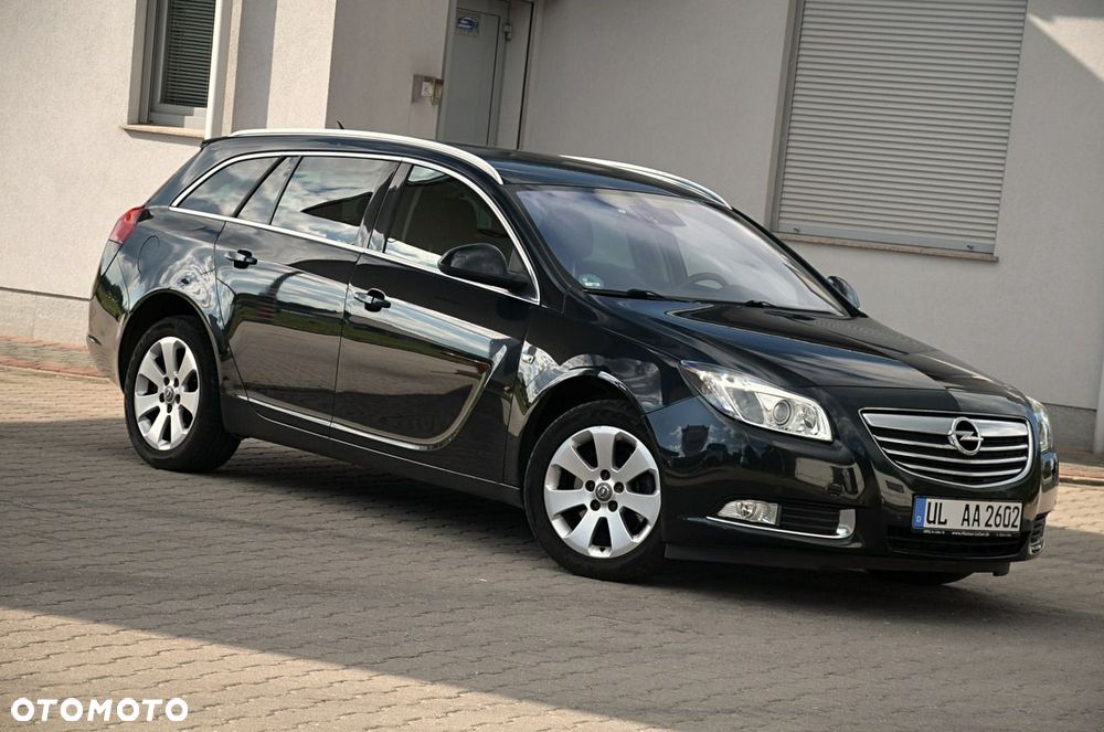Opel Insignia - 1