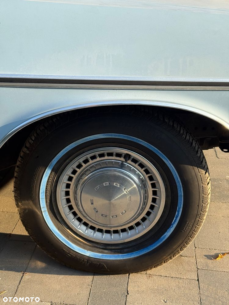Dodge Inny - 7