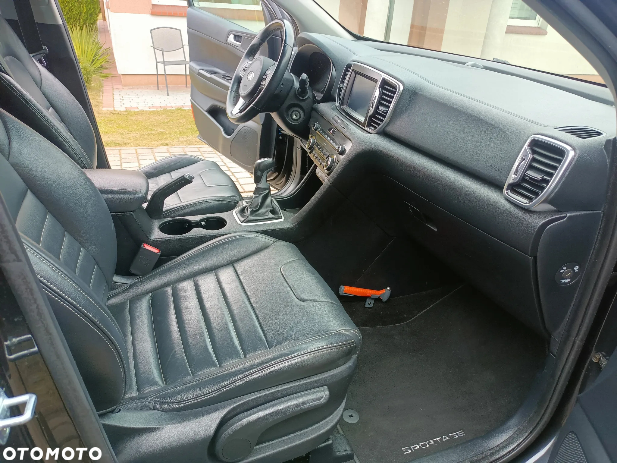 Kia Sportage - 16