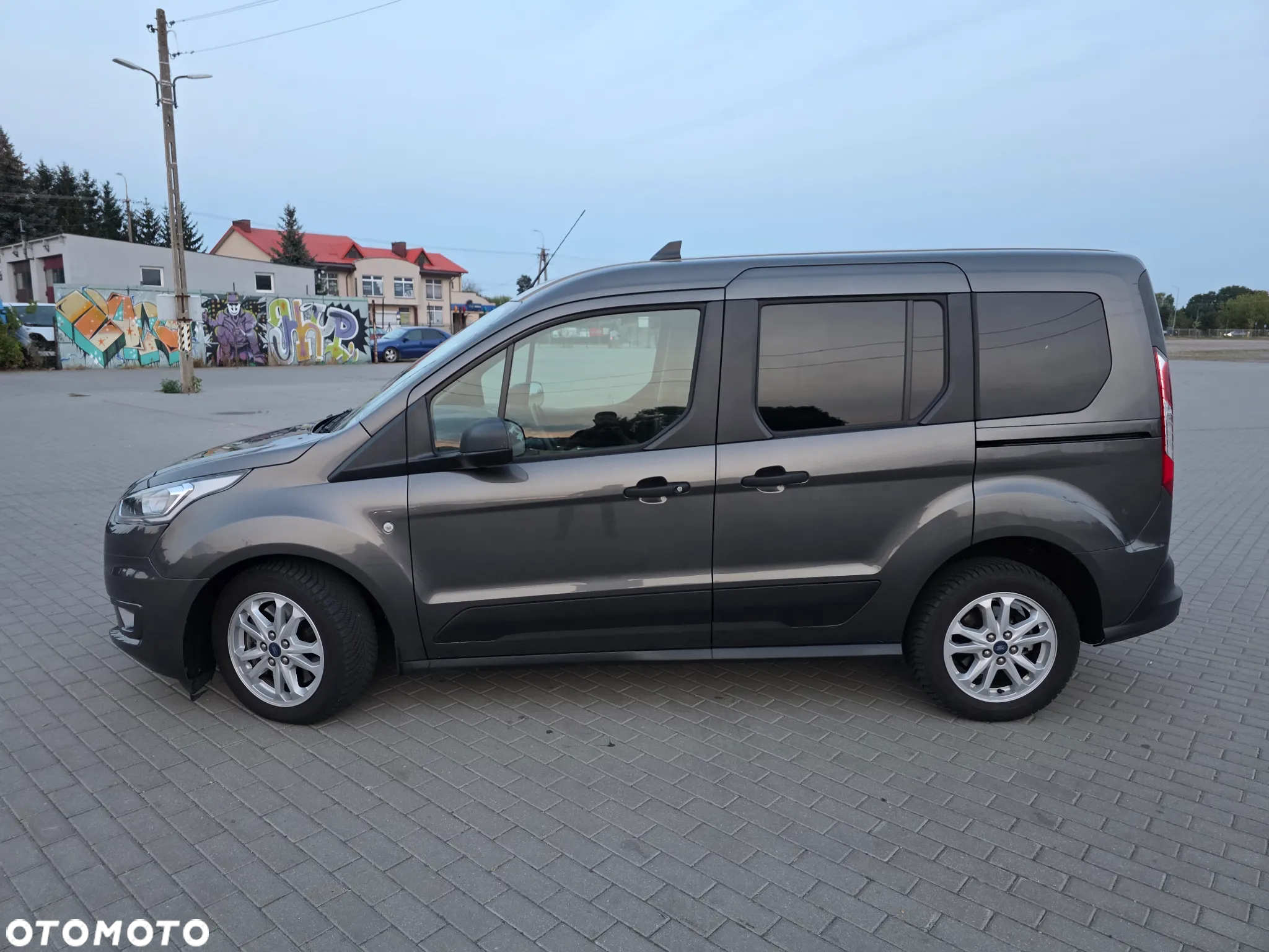 Ford Transit Connect 240 L2 Autm Trend - 4