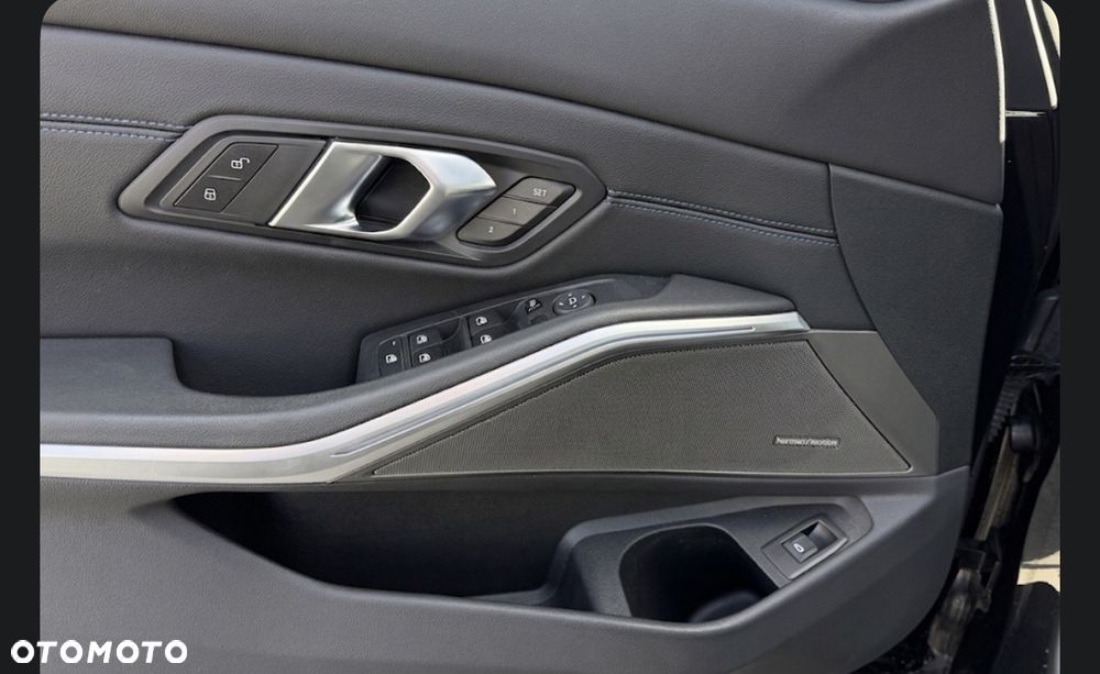 BMW Seria 3 M340i xDrive sport - 17