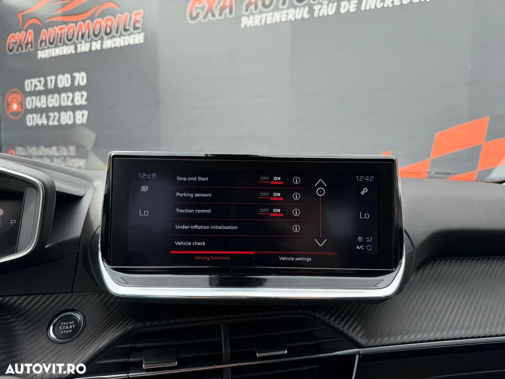 Peugeot 2008 BlueHDi 130 EAT8 Allure - 23