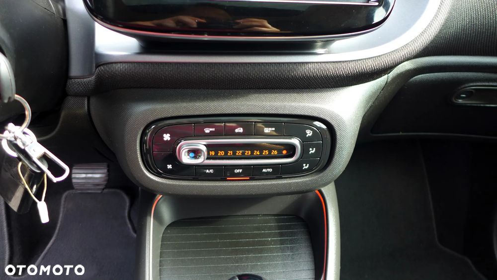Smart Fortwo EQ prime edition bluedawn - 15