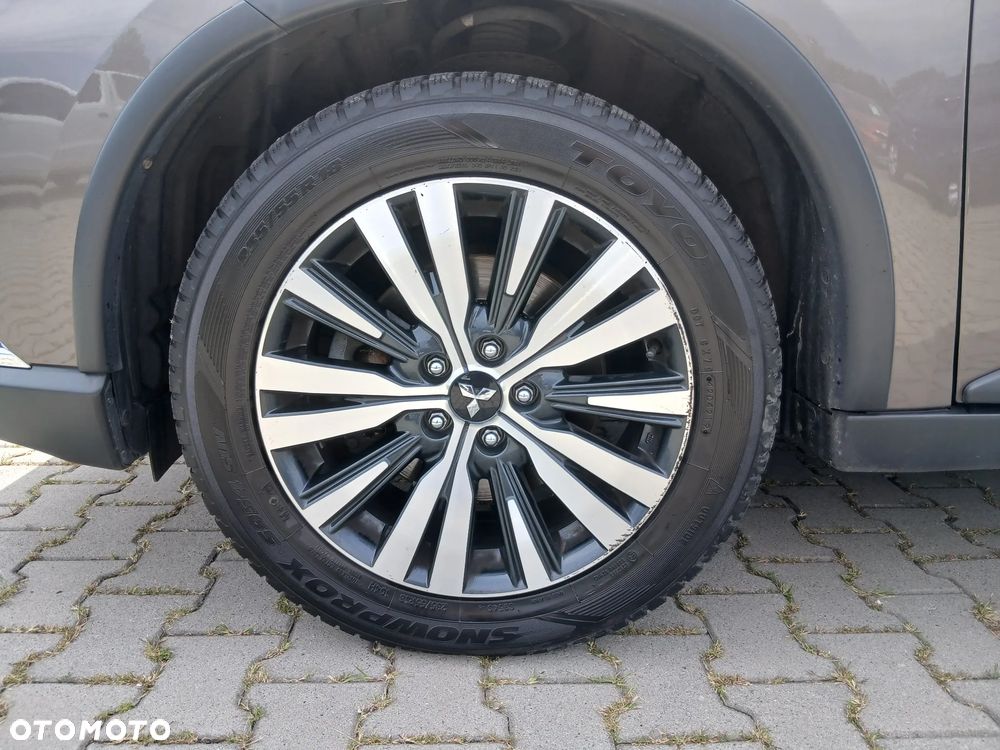 Mitsubishi Outlander 2.0 Intense Comfort 4WD CVT - 5