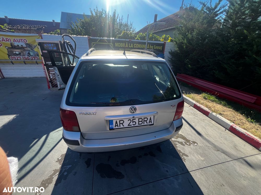 Volkswagen Passat - 5