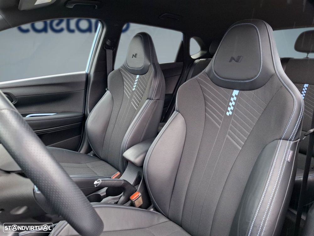 Hyundai i20 N 1.6 T-GDi Performance Pack+TT - 11
