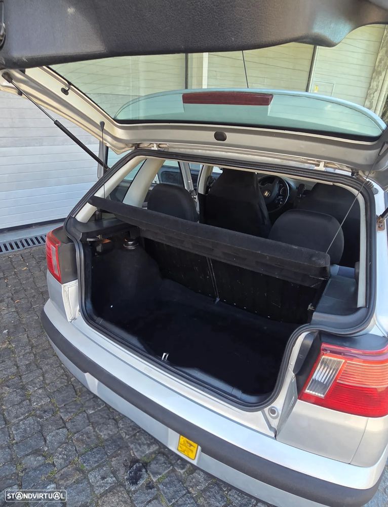 SEAT Ibiza 1.6 Sport - 12