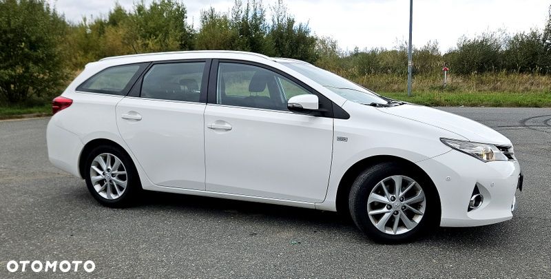 Toyota Auris 2.0 D-4D Comfort - 13