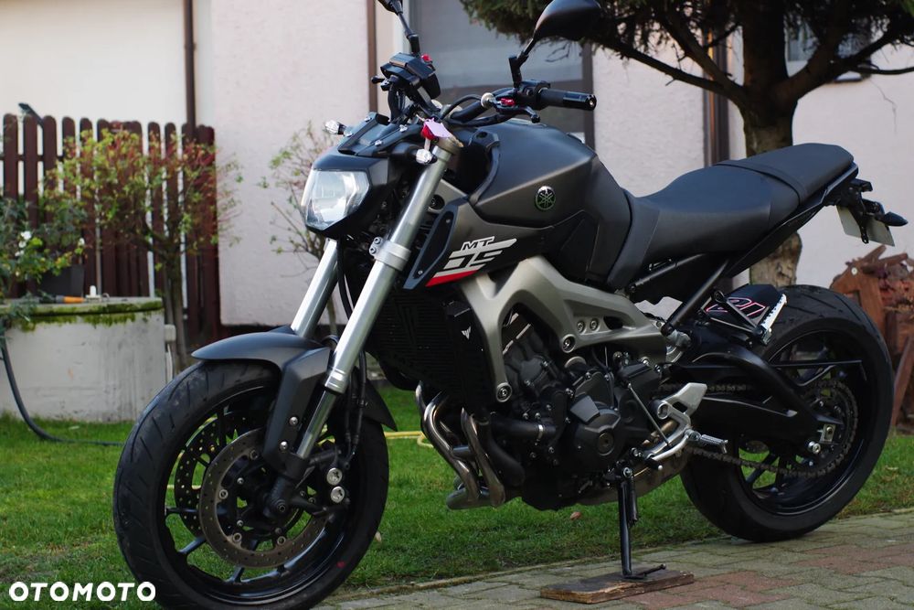 Yamaha MT - 20