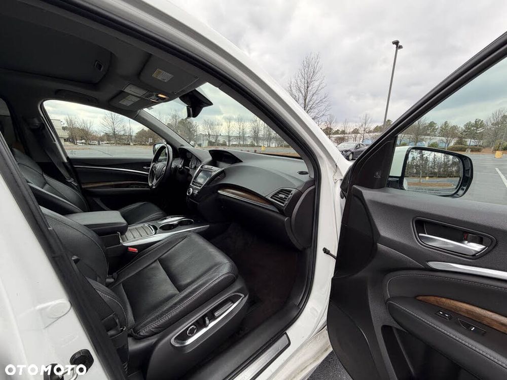 Acura MDX - 16