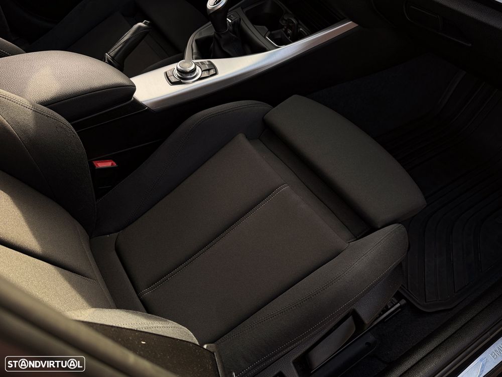 BMW 116 i Sport Line - 27