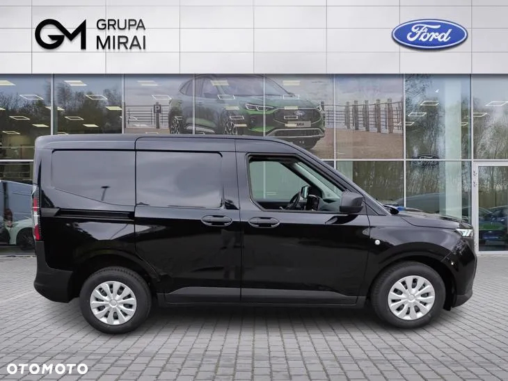 Ford Transit Courier - 8