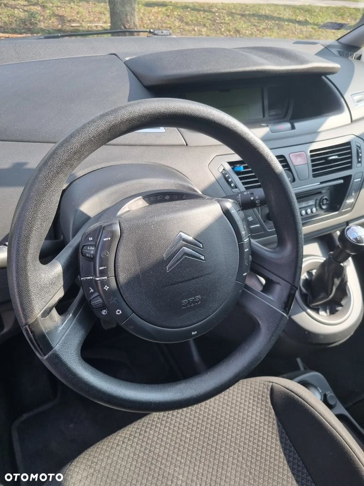 Citroën C4 Picasso - 9