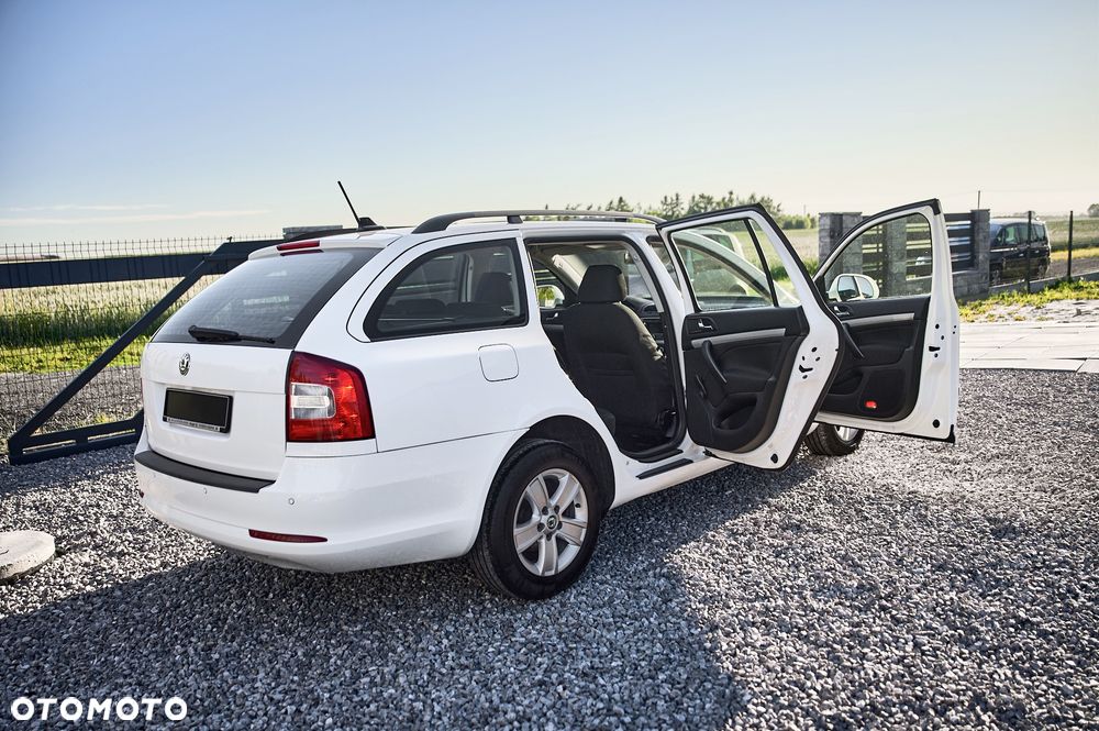 Skoda Octavia 1.6 TDI DPF Elegance - 20